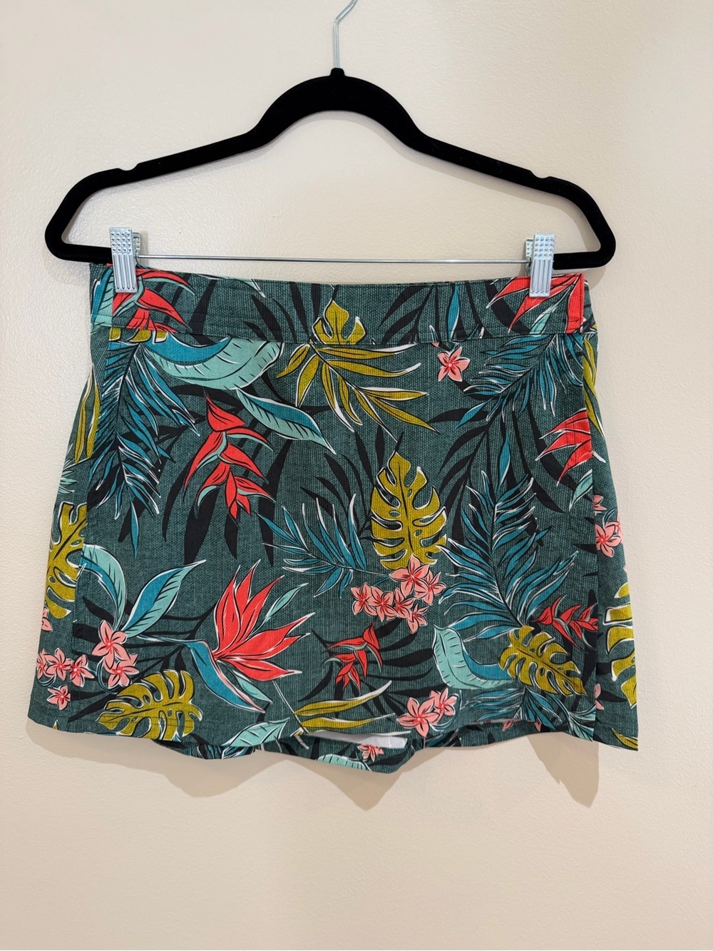 Ripskirt Hawaii teal‎ tropical floral skirt with coral accents medium